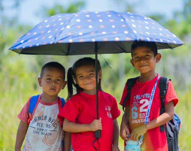 Niños protegidos en Colombia gracias a donaciones — sección de preguntas frecuentes sobre los programas de UNICEF y medios de pago disponibles
