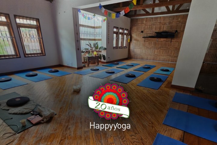 lugar happy yoga