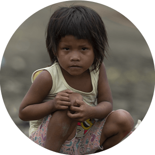 nino comiendo alimento terapuetico